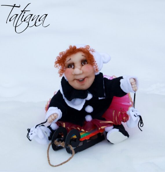 Девочка с санками