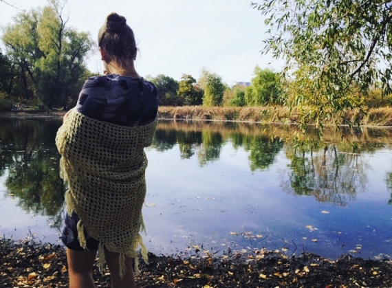 Вязаные изделия ручной работы. Шали