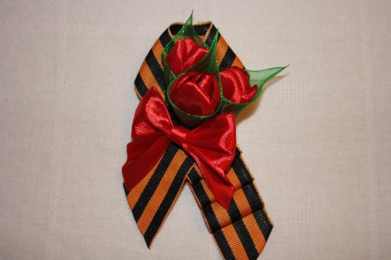 Георгиевские ленточки -броши