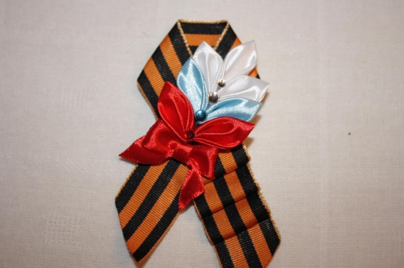 Георгиевские ленточки -броши