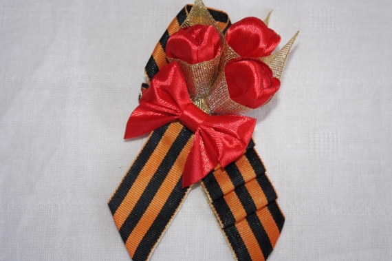 Георгиевские ленточки -броши