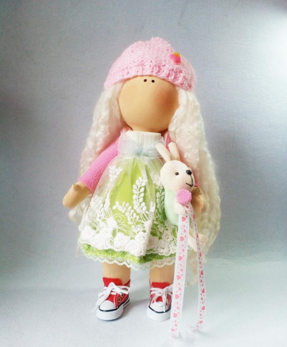 Кукла ручной работы