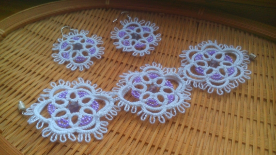 Свадебный комплект в технике фриволите