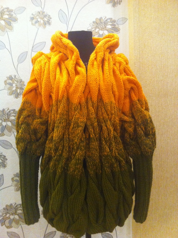 Кардиган с капюшоном по мотивам Лало