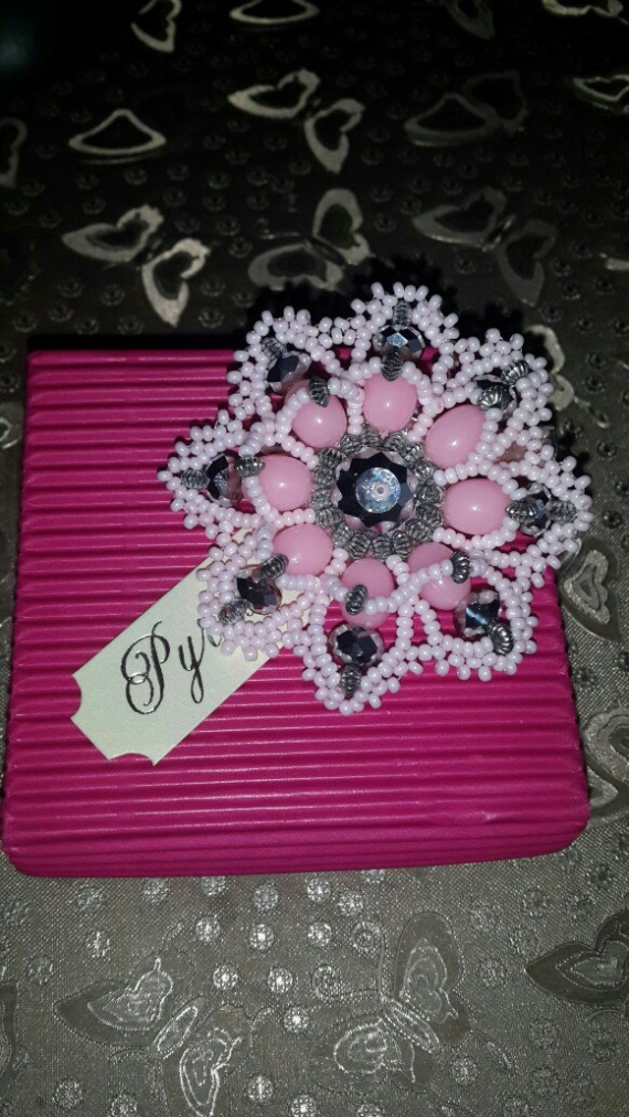 брошка-заколка