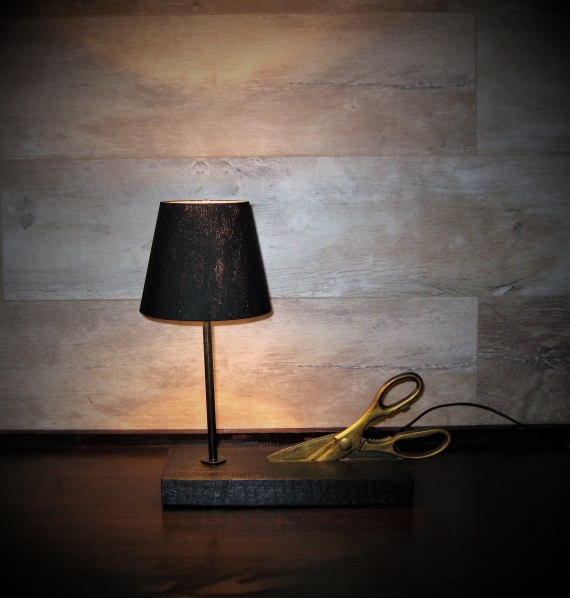 Настольный светильник " Ножницы "