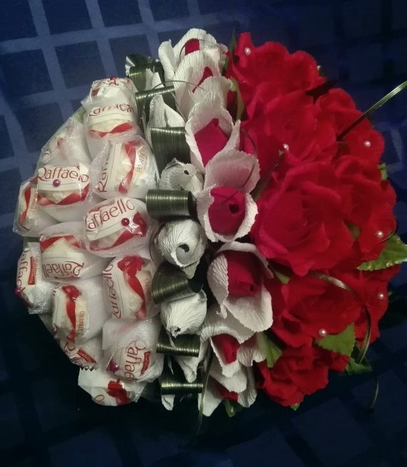 Конфетный букет с рафаэлло