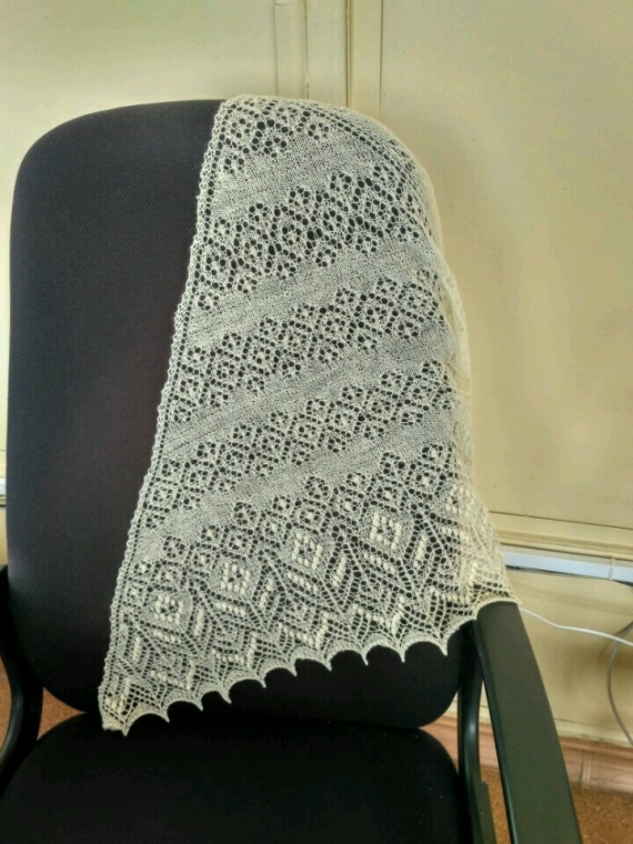 Шаль "Цветок Мелиссы"