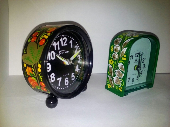 Часы будильник