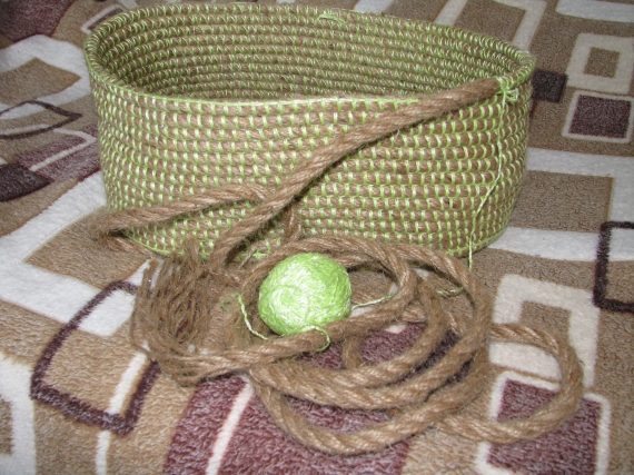 Корзина из джута