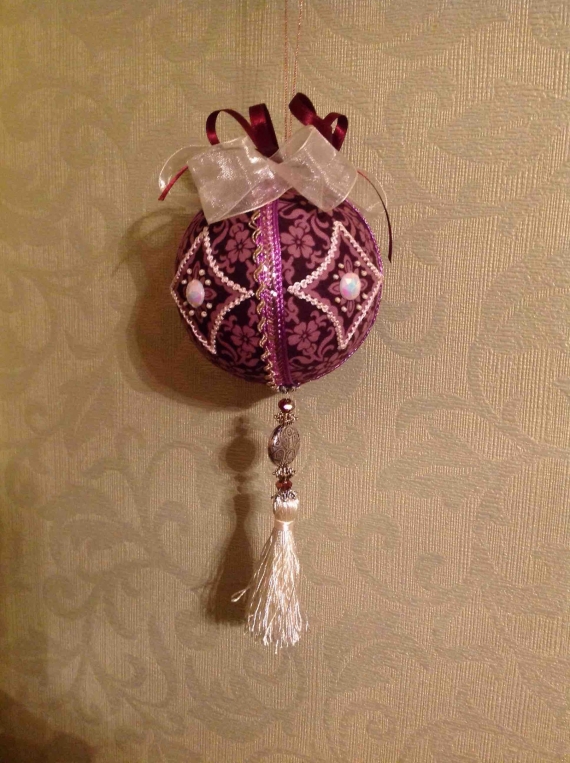 Шар новогодний