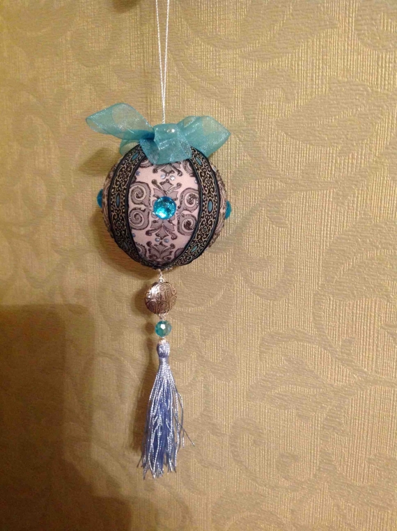 Шар новогодний