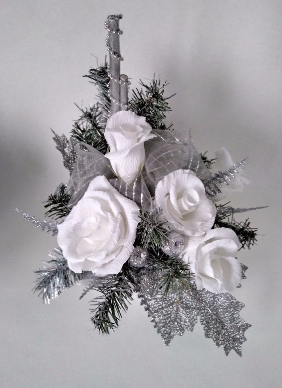 Настольная композиция из роз ручной работы