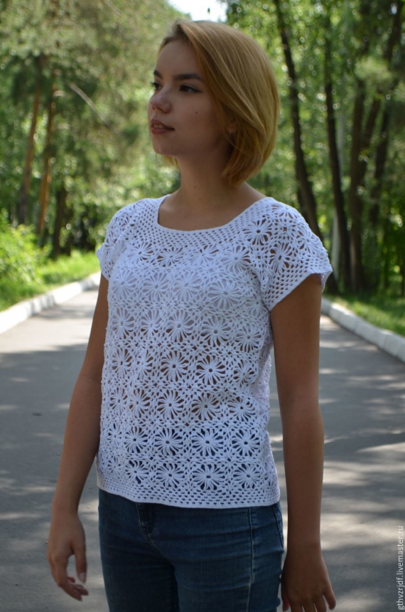Белый ажурный топ