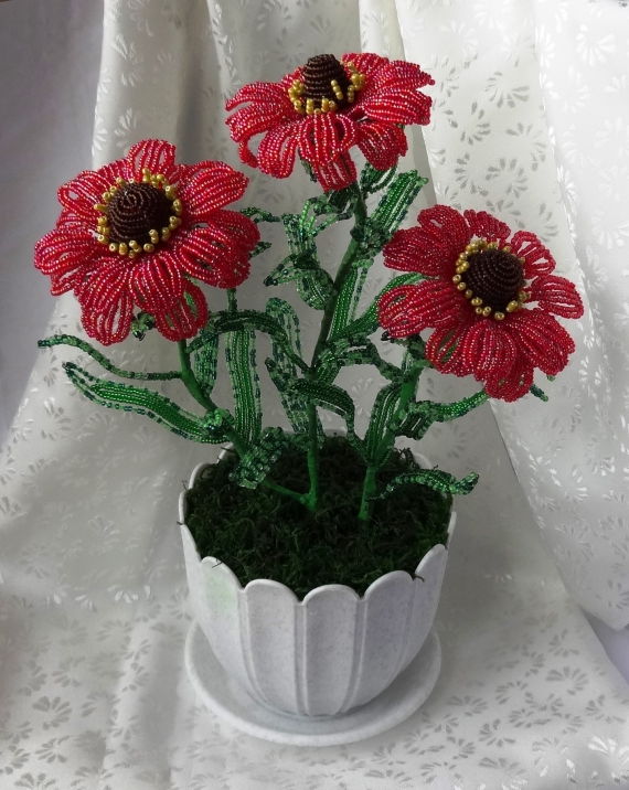 Гелениум из бисера