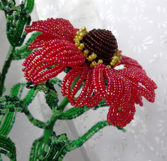 Гелениум из бисера