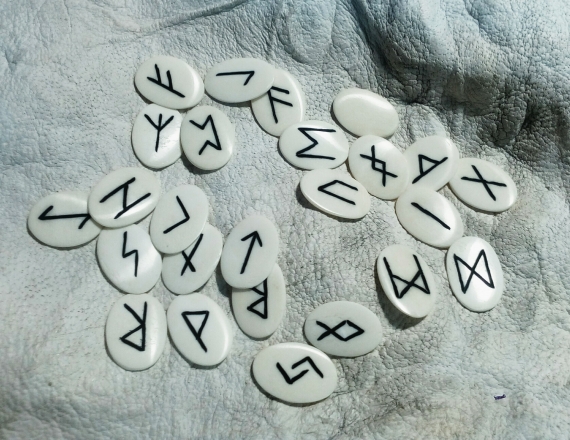 Руны Старший футарк.