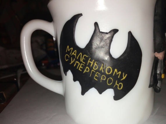 Супергеройская кружка (полимерная глина)