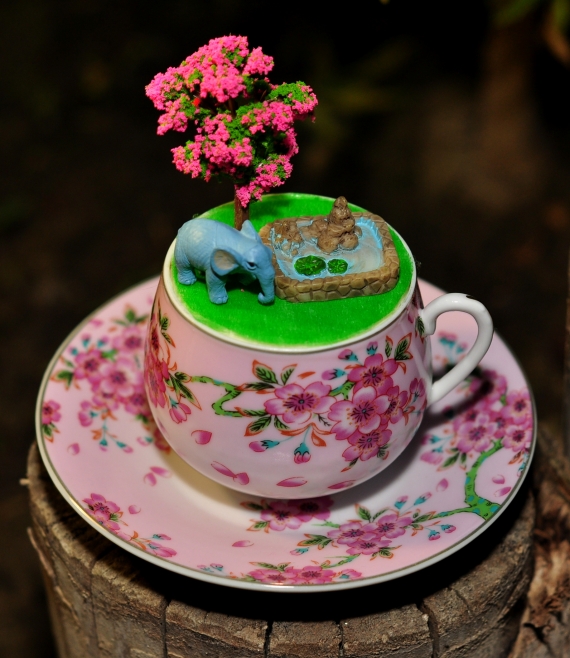 Интерьерная композиция в чашке "Голубой слон"