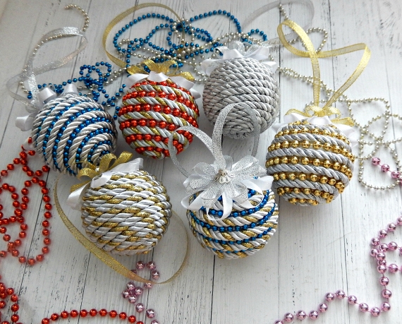 елочный шар