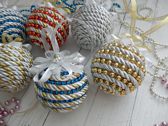 елочный шар