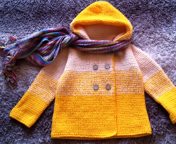 Курточка-пальтишко на девочку