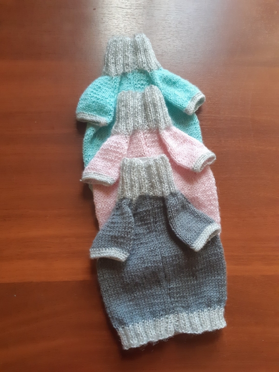 Свитер для собак