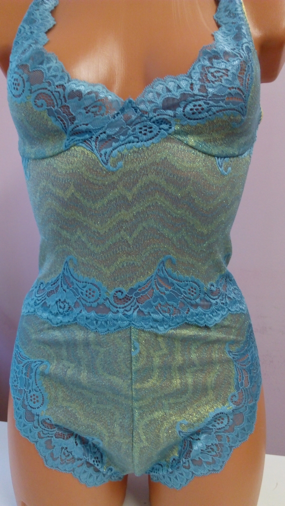 женское кружевное боди