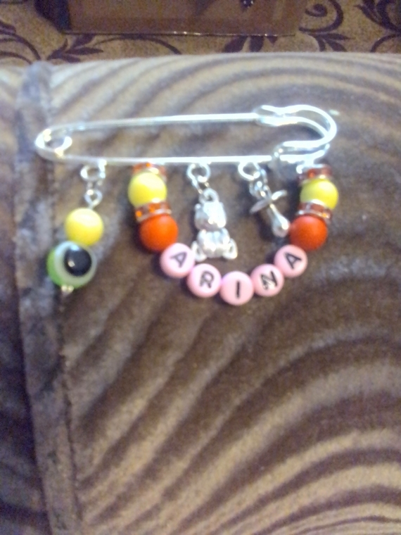 именная булавка