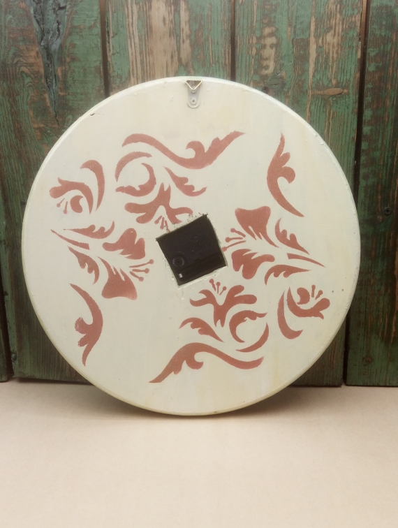 Деревянные настенные часы