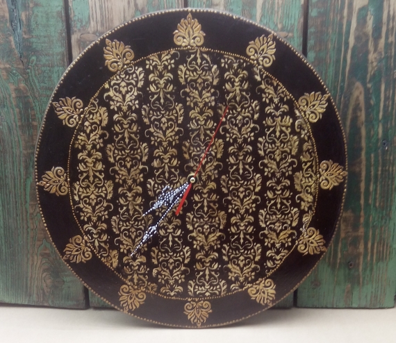 Деревянные настенные часы