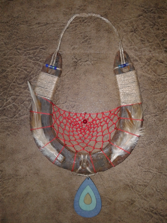 ПОДКОВА-ОБЕРЕГ