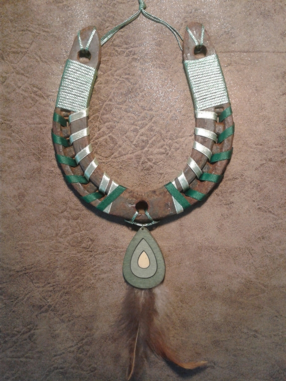 ПОДКОВА-ОБЕРЕГ