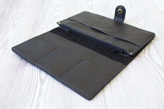 Мужское портмоне, из натуральной кожи "Тревел"