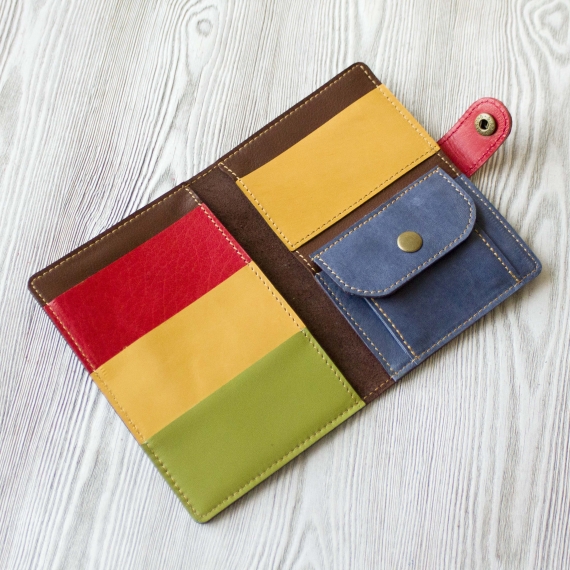 Портмоне для паспорта, карт, банкнот и монет "Вояж"