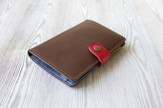 Портмоне для паспорта, карт, банкнот и монет "Вояж"