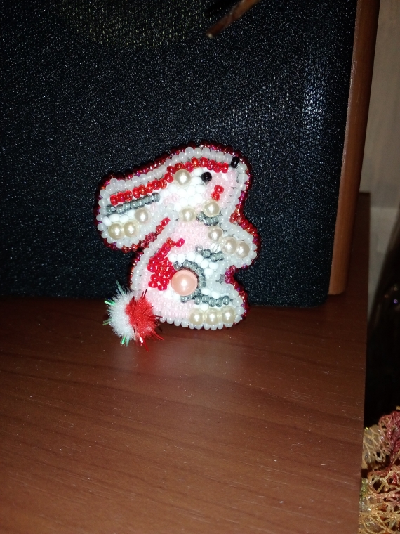 Брошь " Сказочный зайка"