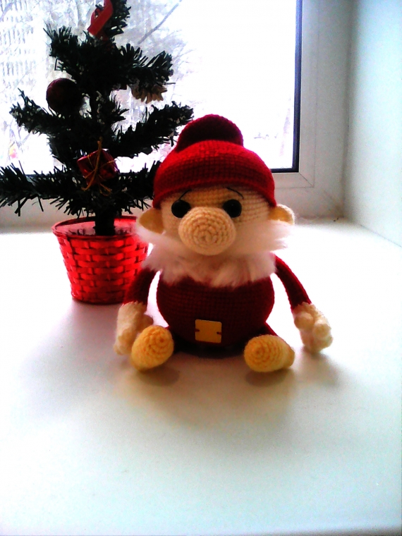 Гном. Вязаная игрушка.