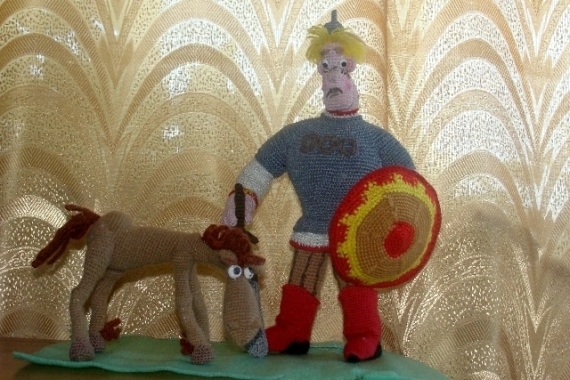 Богатырь Алёша Попович(могу связать и других богатырей)