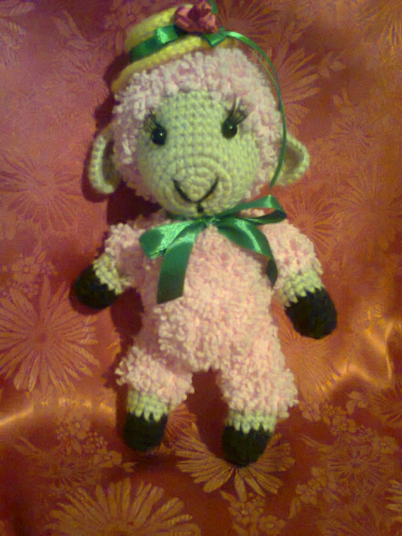 Овечка в шляпке