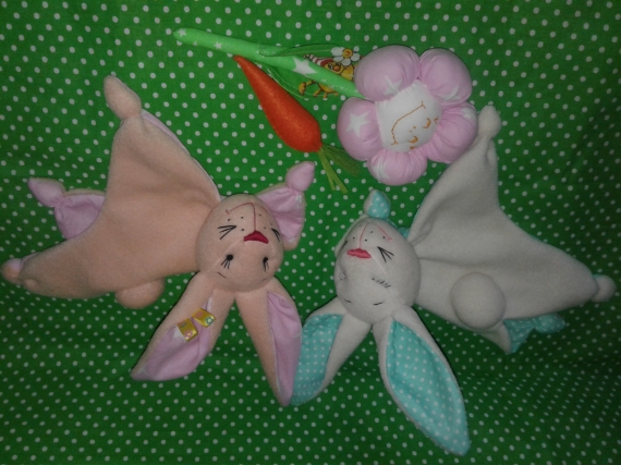 Игрушки комфортеры