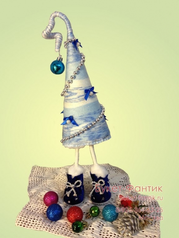 Елка Топотушка