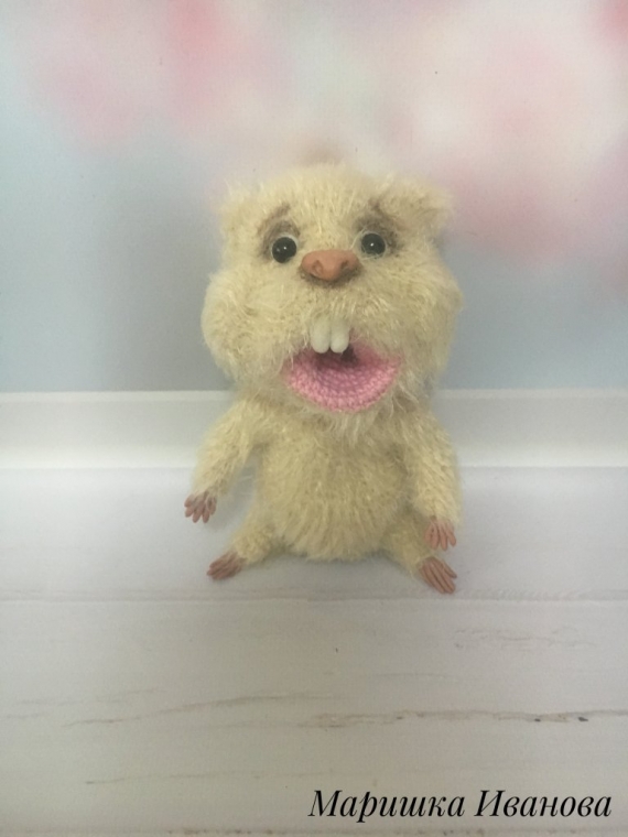 Хомячок Тишка