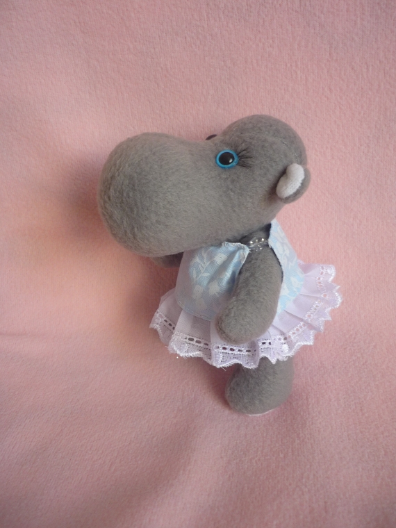 бегемотик Дуняша