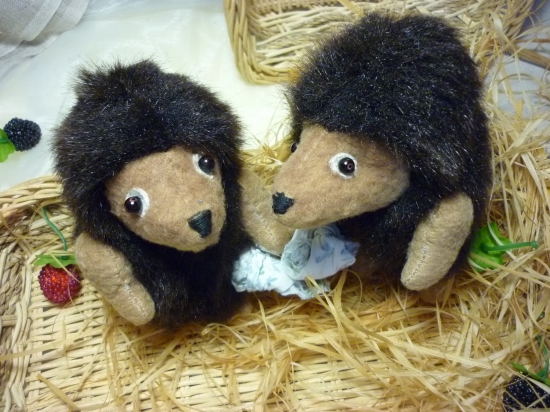 Ёжик с узелком