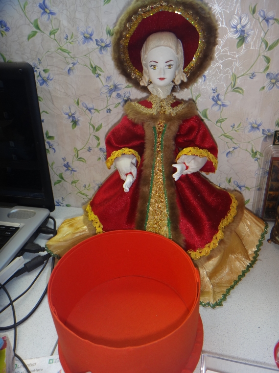 Кукла-шкатулка