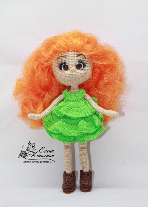 Девочка в костюме Елочки