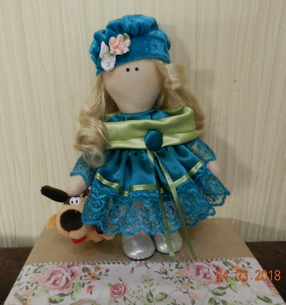Текстильная кукла