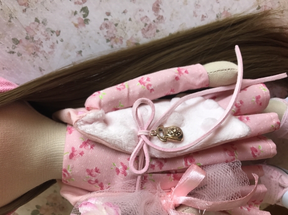 Интерьерная кукла в розовом