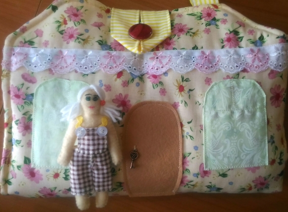 Кукольный домик сумочка